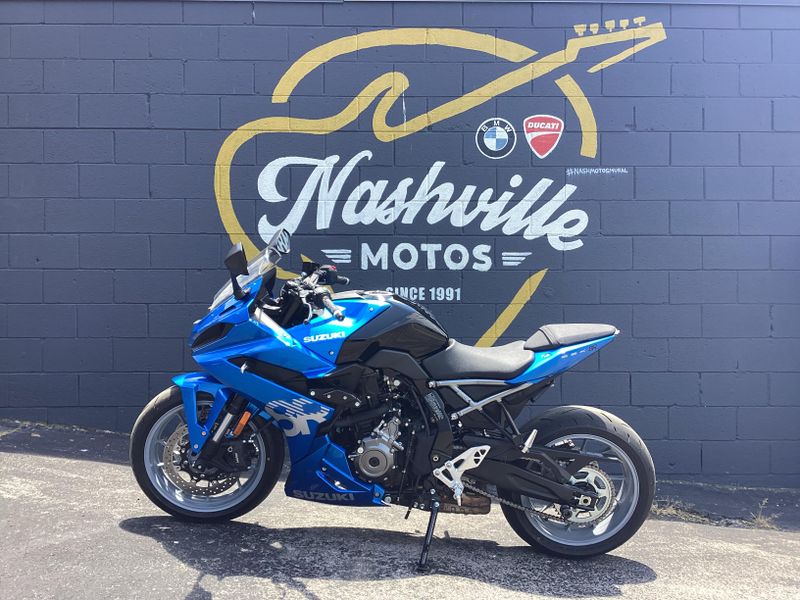 2024 Suzuki GSXS 8R 