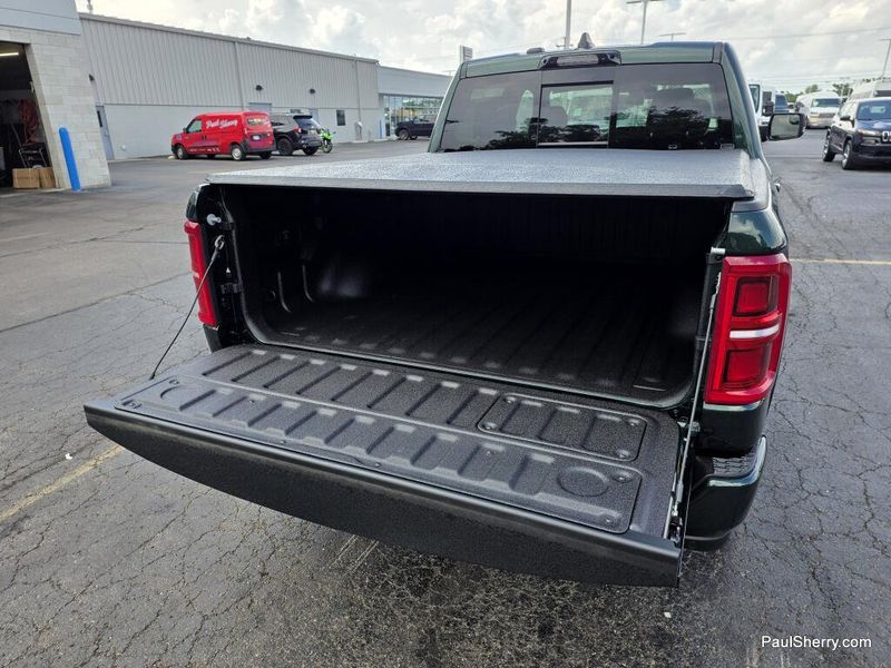 New 2026 RAM 1500 Limited Crew Cab 4x4 5'7' Box