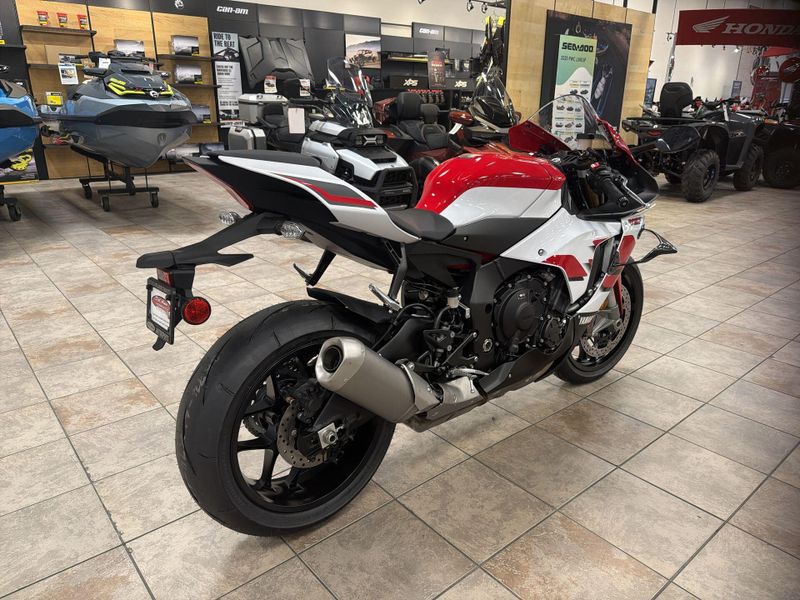 New 2026 Yamaha YZF-R1 70TH ANNIVERSARY EDITION Image 17