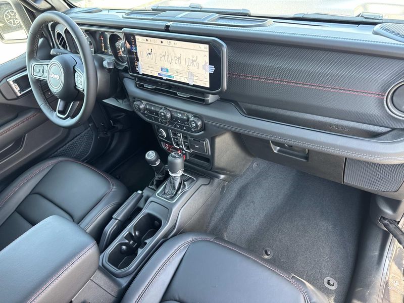 New 2026 Jeep Wrangler 4-door Rubicon X