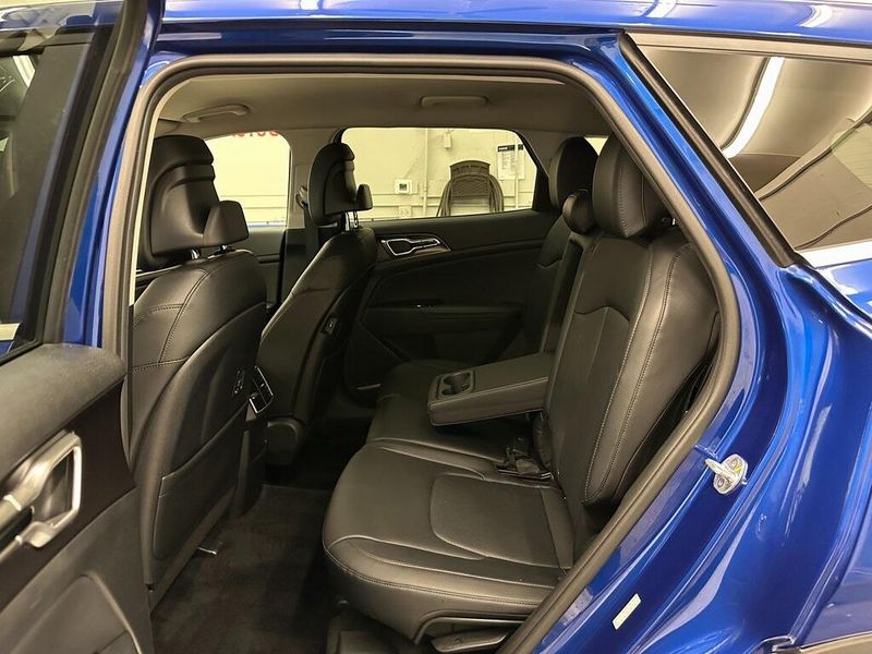 2023 Kia Sportage EXImage 24