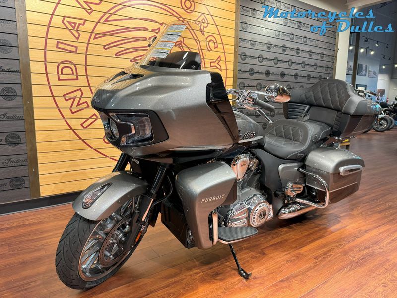 2024 Indian Motorcycle Pursuit Limited Image 2
