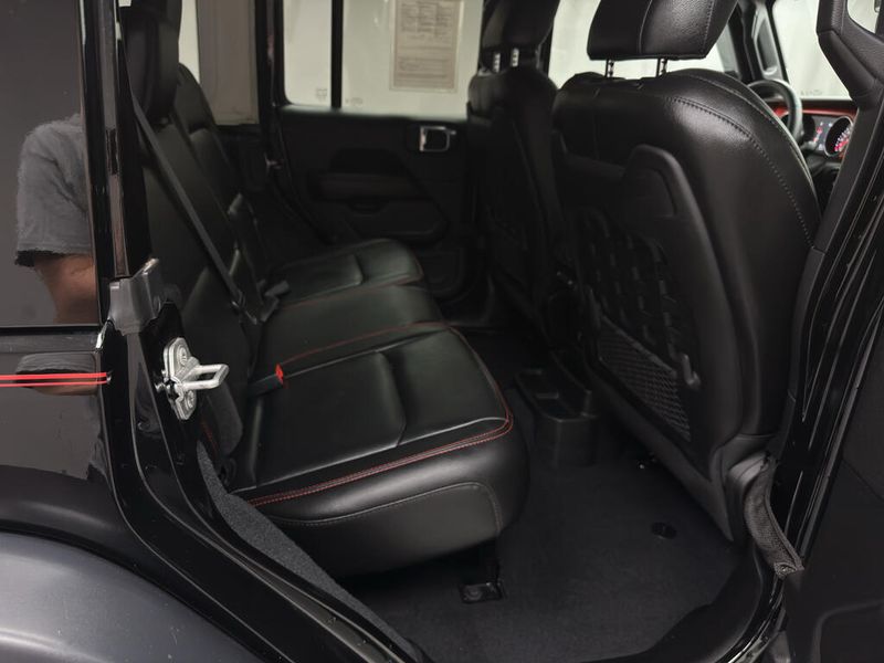 Used 2021 Jeep Wrangler Unlimited RubiconImage 16