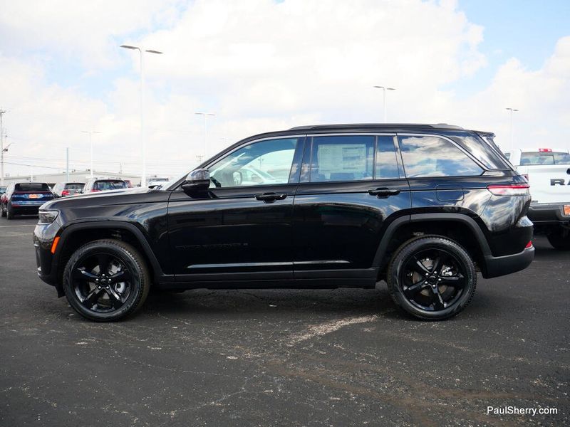 New 2026 Jeep Grand Cherokee Limited 4x4