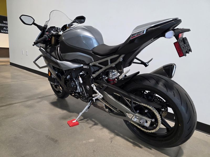 2025 BMW S 1000 RR
