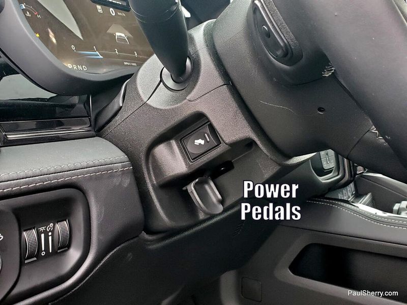 New 2026 RAM 3500 Limited Mega Cab 4x4 6'4' Box