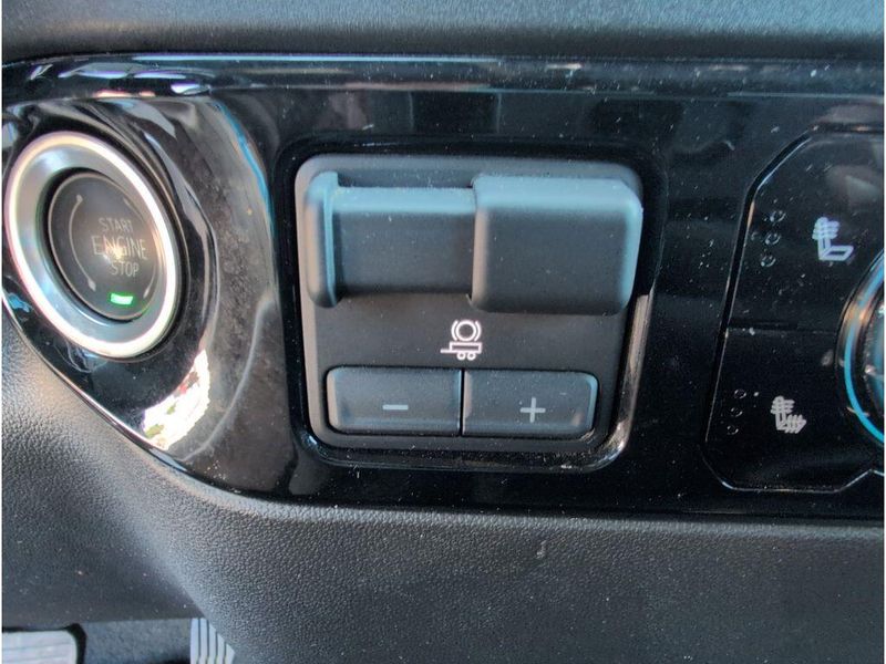 Used 2025 GMC Sierra 1500 SLTImage 20