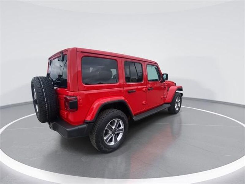 2021 Jeep Wrangler Unlimited SaharaImage 8