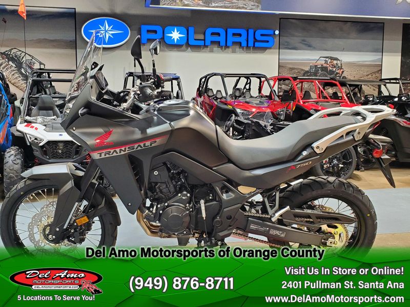 2024 Honda Transalp Image 3