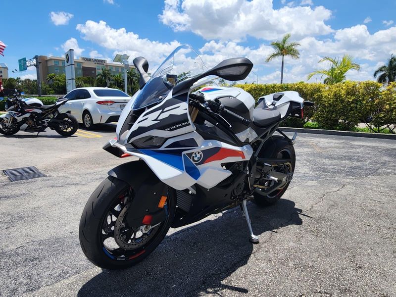 2026 BMW S 1000 RRImage 3