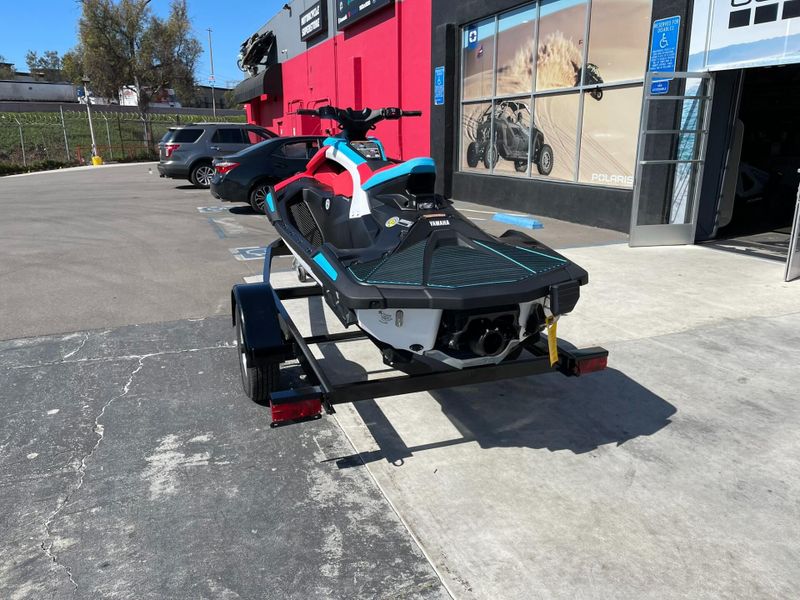 New 2025 Yamaha JETBLASTER DLX (2UP) Image 21