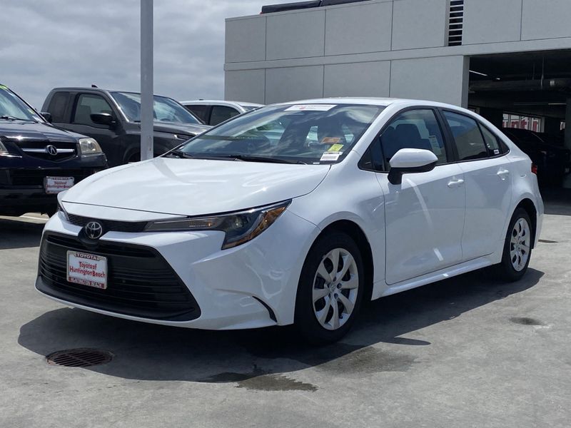 2024 Toyota Corolla LEImage 8