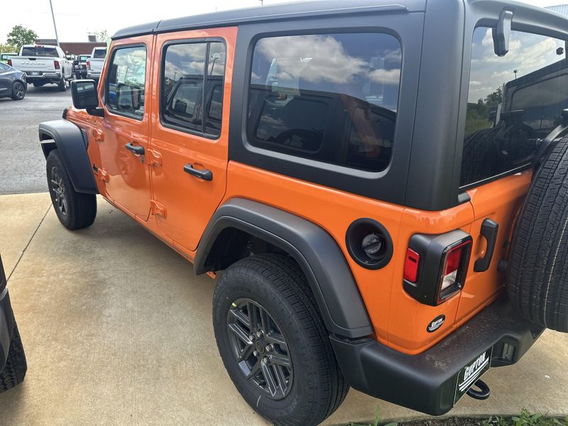 2025 Jeep Wrangler 4-door Sport SImage 9