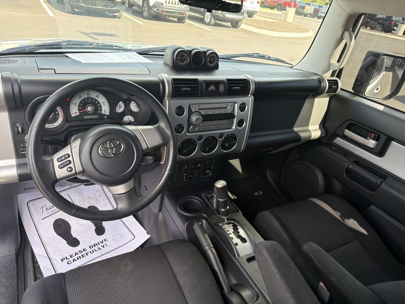 Used 2007 Toyota FJ Cruiser Image 40