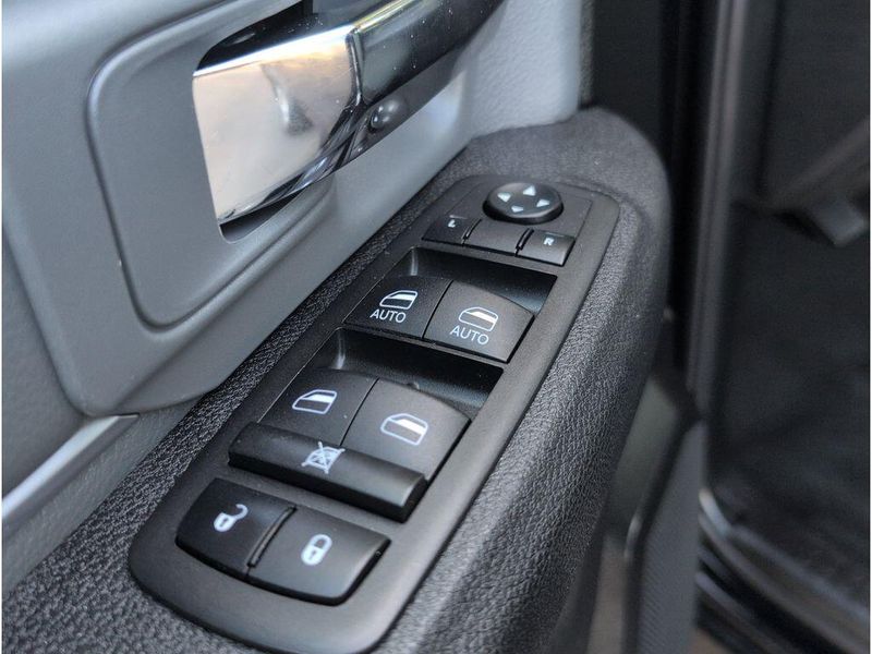 2023 RAM 1500 Classic SLTImage 12