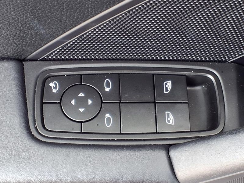 Used 2022 Porsche 911 CarreraImage 18