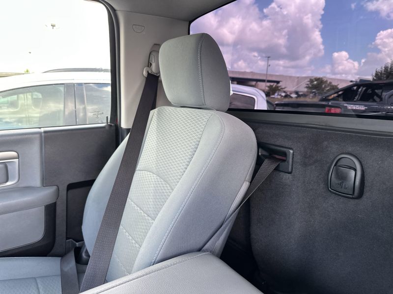 Used 2016 RAM 1500 ExpressImage 21