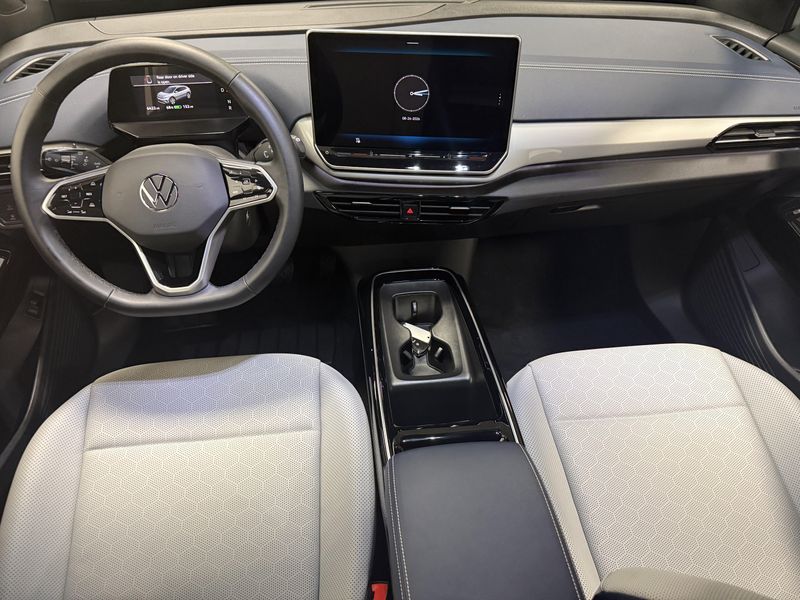 Used 2025 Volkswagen ID.4 Pro S AWD Long Range w/Glass RoofImage 17
