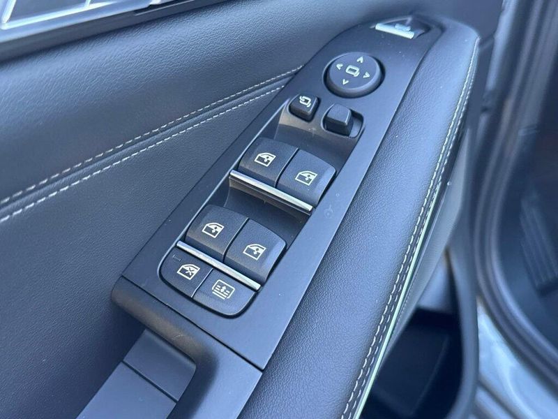 New 2027 BMW X7 xDrive40iImage 15