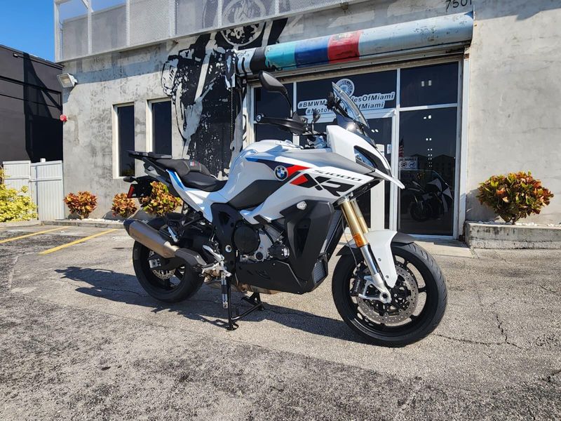 2026 BMW S 1000 XRImage 10