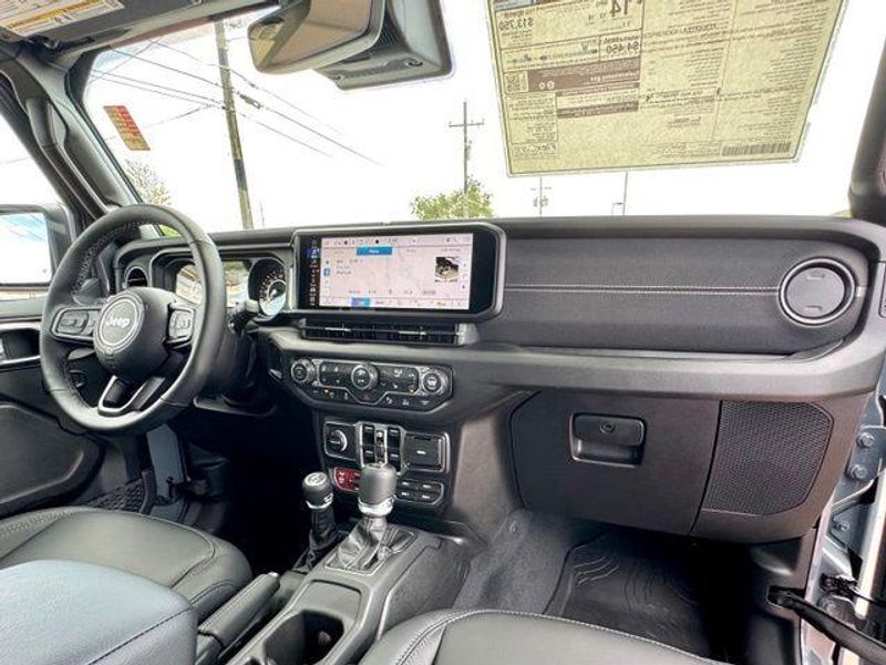 New 2026 Jeep Wrangler 4-door Willys 392Image 13