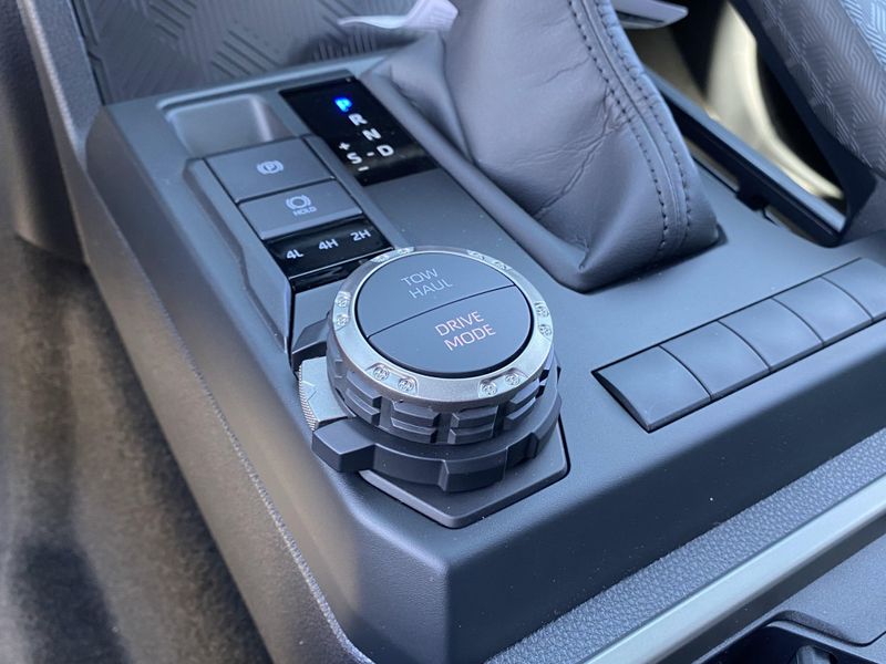 2025 Toyota 4Runner Image 19