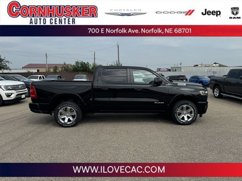 2025 RAM 1500 Big Horn Crew Cab 4x4 5