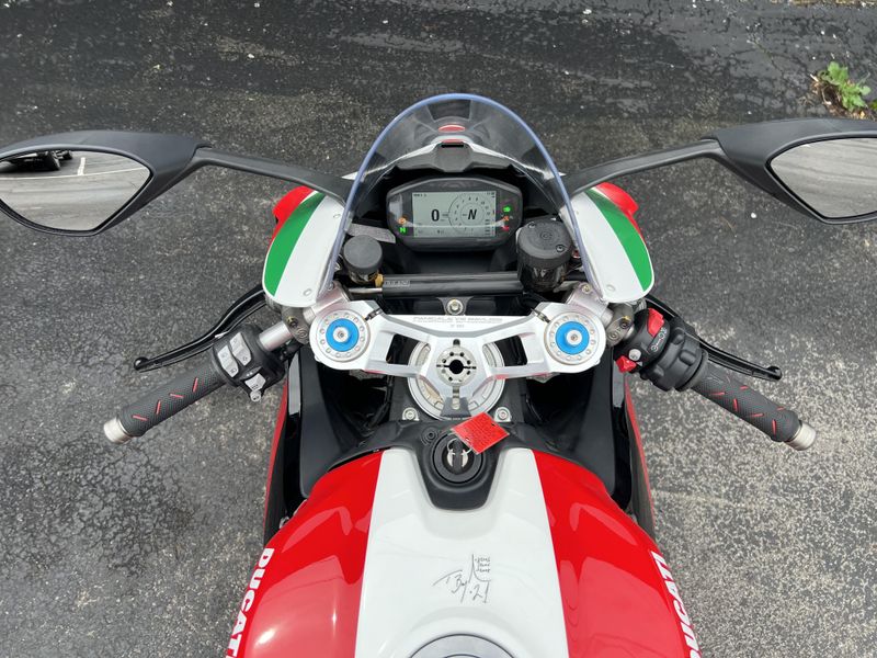 Used 2022 Ducati Panigale V2 