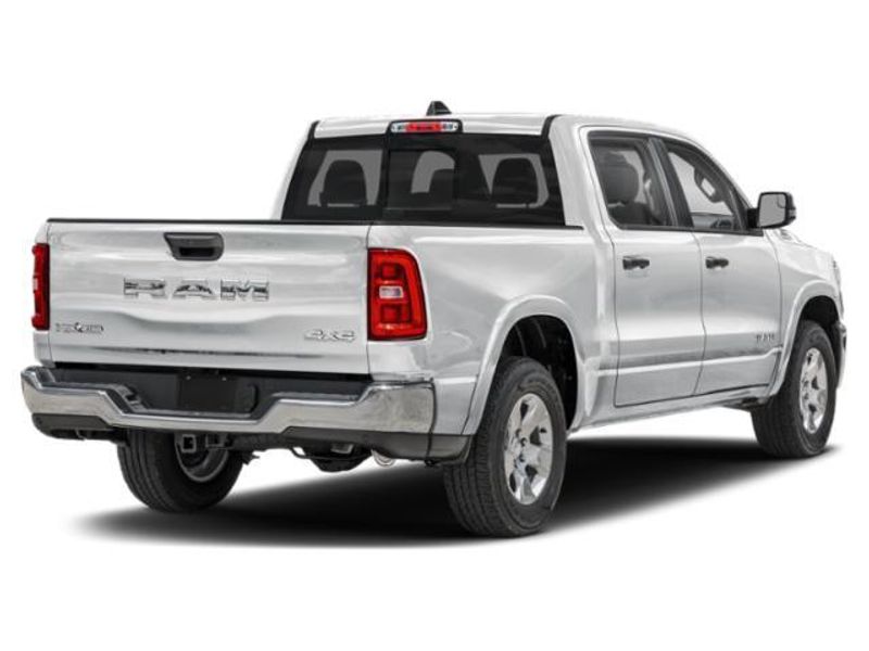 New 2026 RAM 1500 Big Horn Crew Cab 4x2 5'7' Box