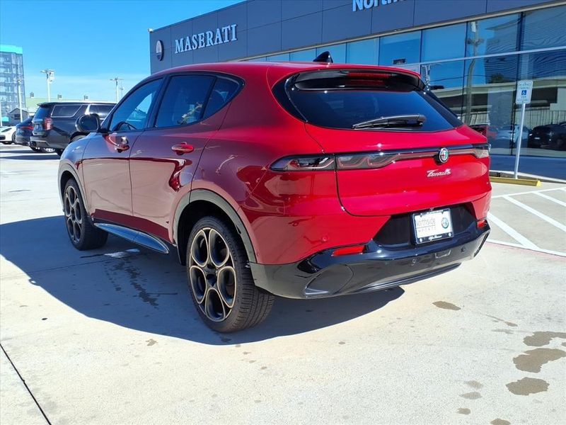 New 2025 Alfa Romeo Tonale IntensaImage 9