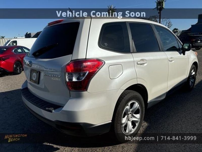 2014 Subaru Forester 2.5iImage 5