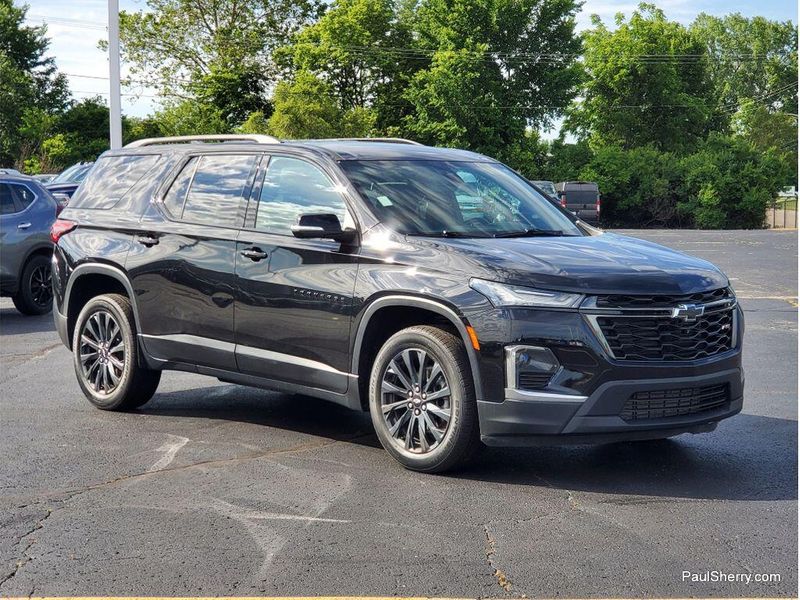 Used 2022 Chevrolet Traverse RS