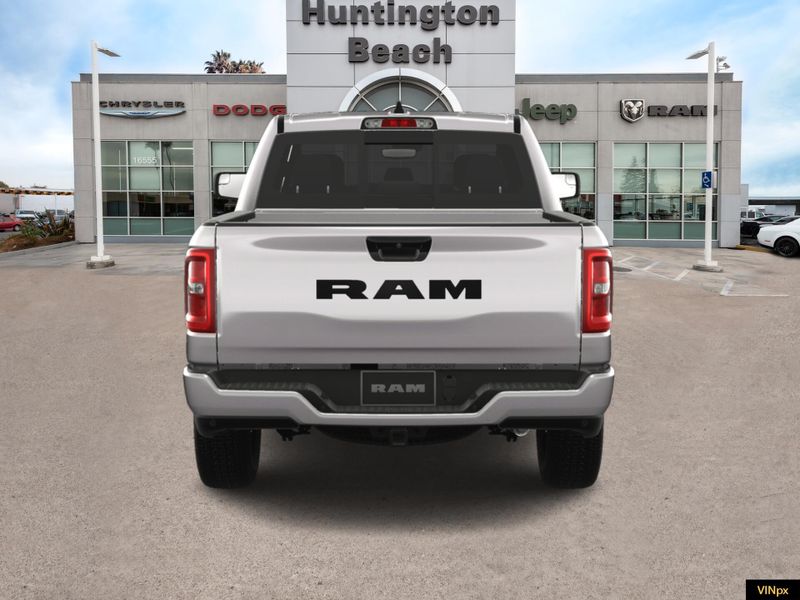 2025 RAM 1500 Tradesman Crew Cab 4x2Image 6