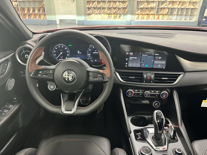 New 2025 Alfa Romeo Giulia Intensa AwdImage 16