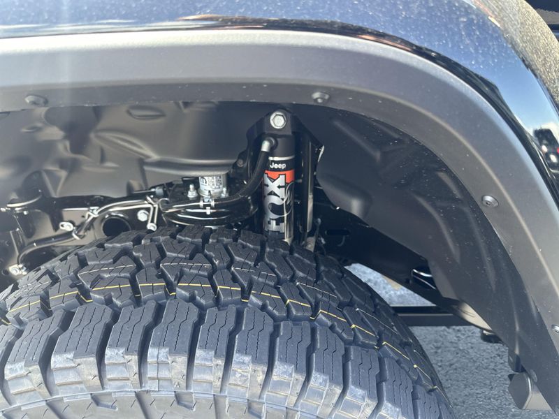 2025 Jeep Gladiator Mojave X 4x4Image 14