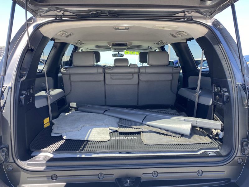 Used 2011 Toyota Sequoia LtdImage 13
