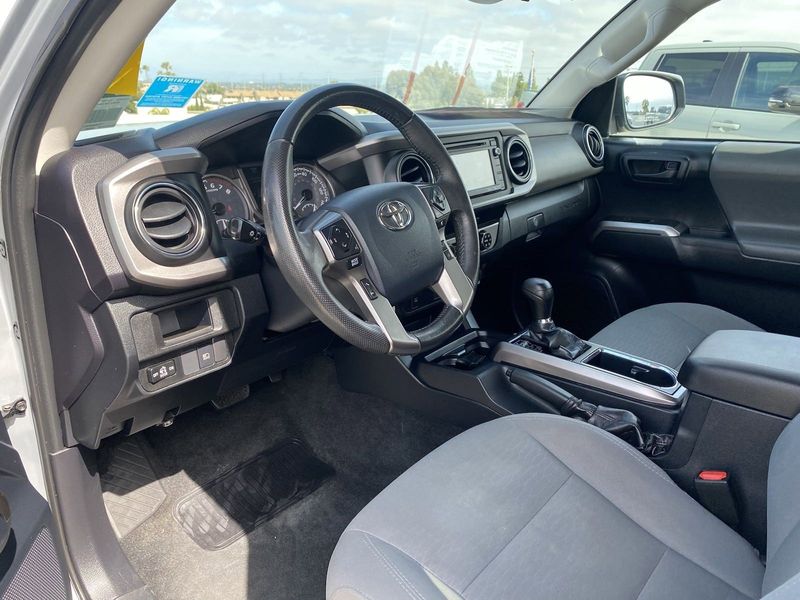 2019 Toyota Tacoma SR5Image 16