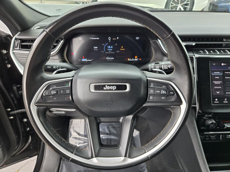 Used 2024 Jeep Grand Cherokee L Laredo X 4x2