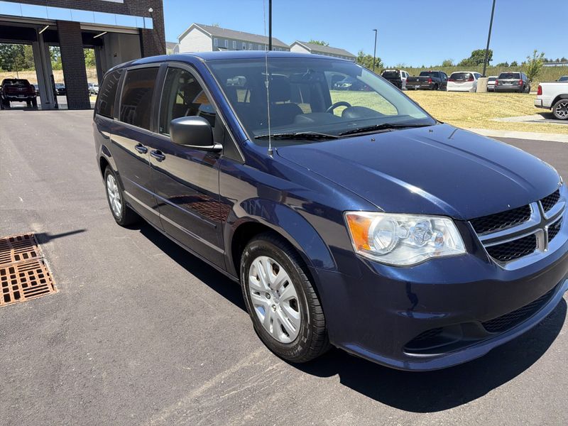 Used 2016 Dodge Grand Caravan SEImage 6
