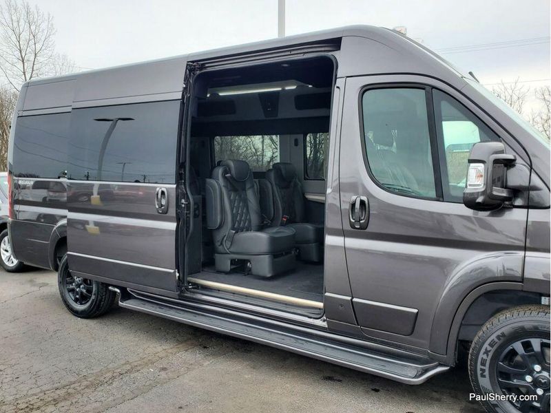 New 2024 RAM Promaster 3500 Slt+ Window Van High Roof 159