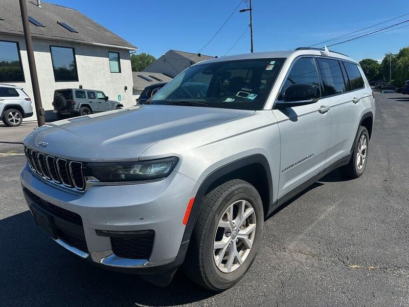 2021 Jeep Grand Cherokee Limited photo 3