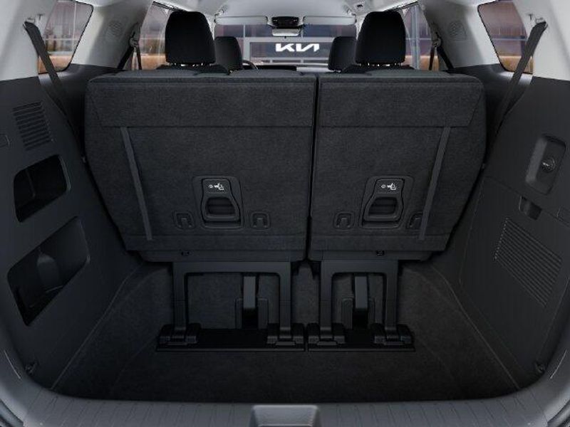 New 2027 Kia Carnival LXImage 20