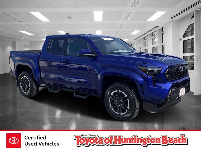 2024 Toyota Tacoma TRD SportImage 1