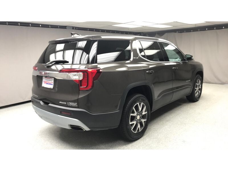 Used 2020 GMC Acadia SLEImage 4