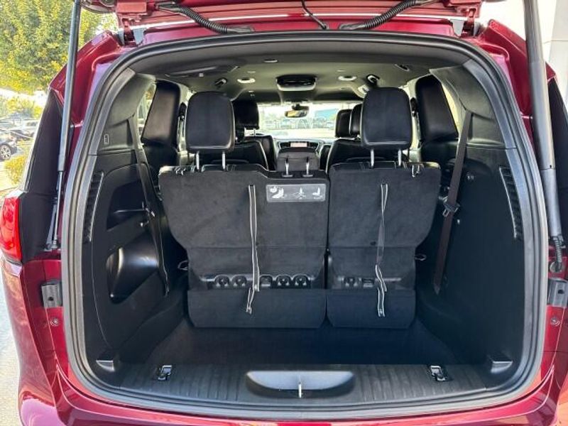 2019 Chrysler Pacifica Touring L photo 21
