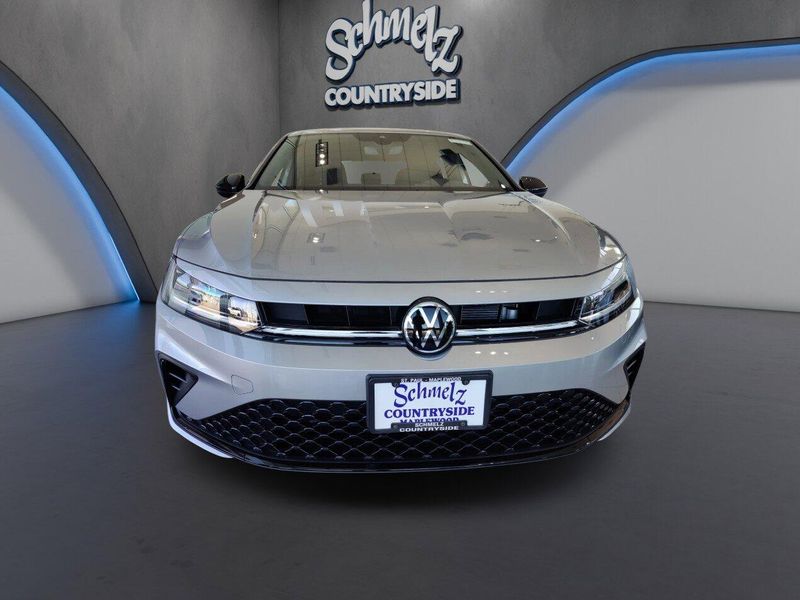 Used 2025 Volkswagen Jetta Sport TurboImage 2