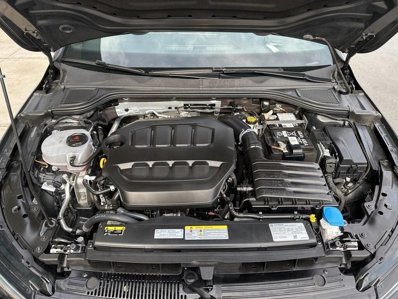 2024 Volkswagen Golf GTI 2.0T SImage 15