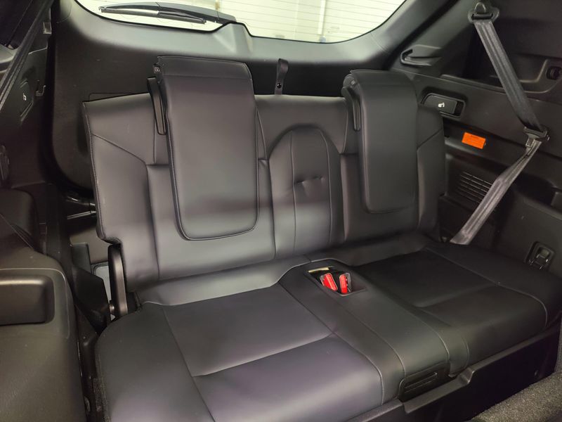 Used 2023 Mitsubishi Outlander PHEV SEL AWD 40th Anniv w/Sunroof/NavImage 24