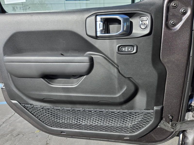 New 2026 Jeep Wrangler 4-door Rubicon