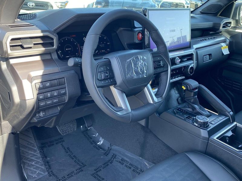 2025 Toyota Tacoma TRD Off RoadImage 13